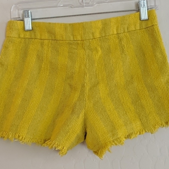Trina Turk Pants - Trina Turk Yellow Corbin Fringe Shorts - Size 2